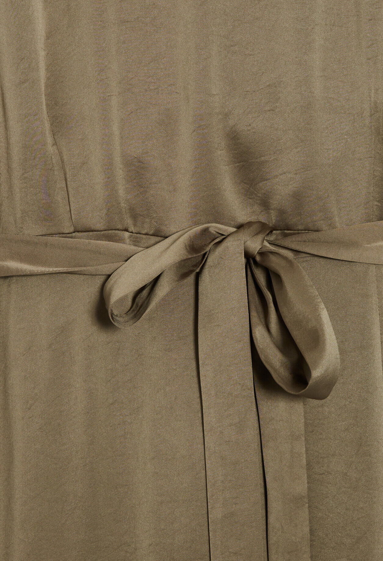 Robe midi satinée kaki