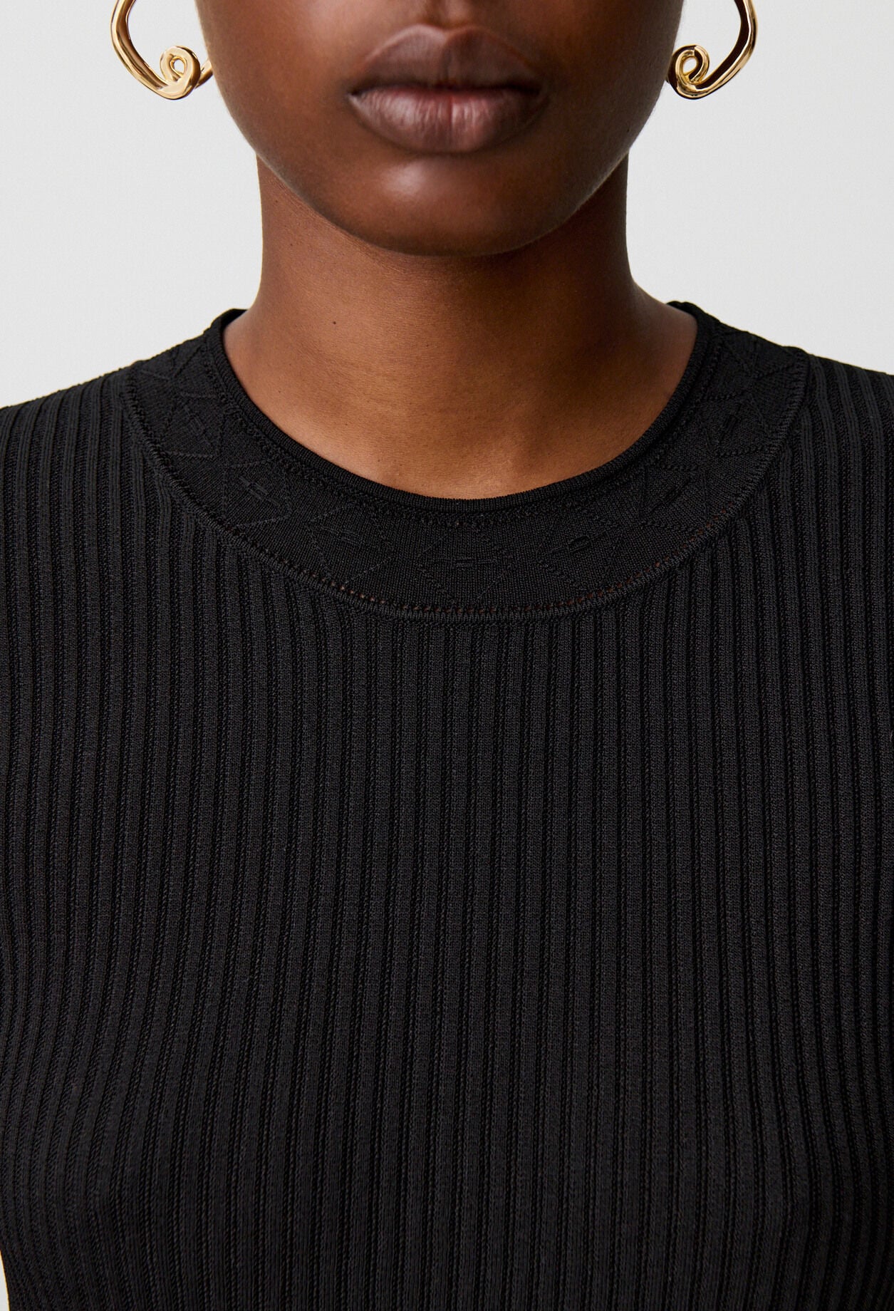 Robe maille courte &eacute;vas&eacute;e