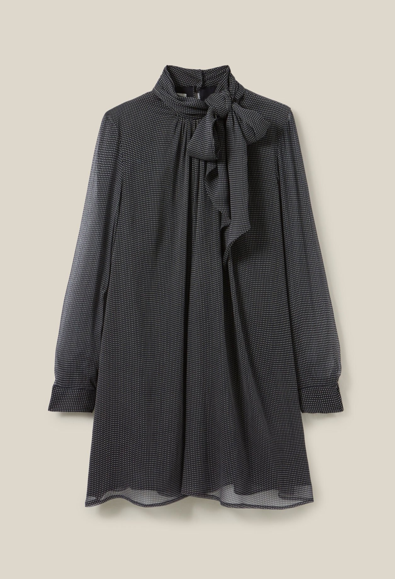 Robe fluide col lavallière