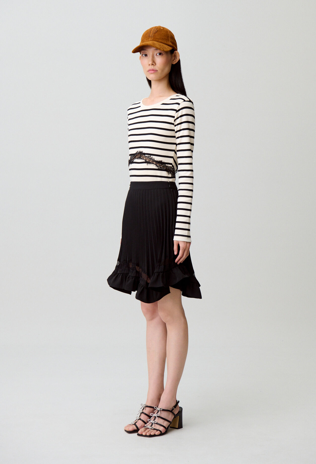 Jupe asymétrique dentelle