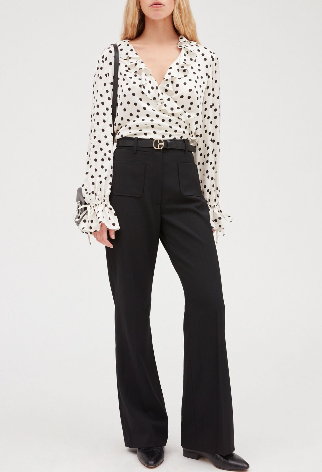 Blouse volantée pois