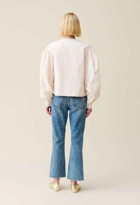 Blouse col V &agrave; nouer