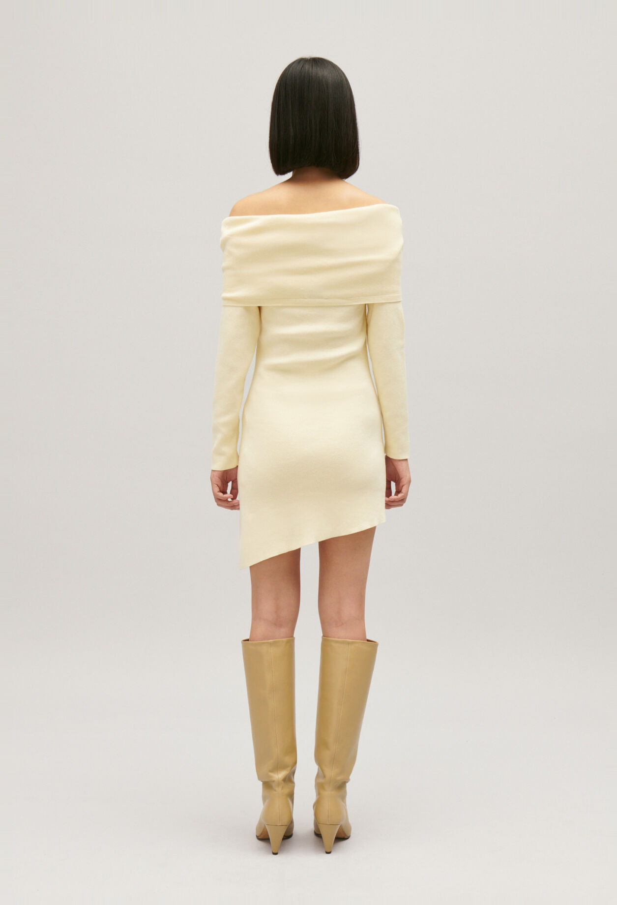 Robe asym&eacute;trique maille