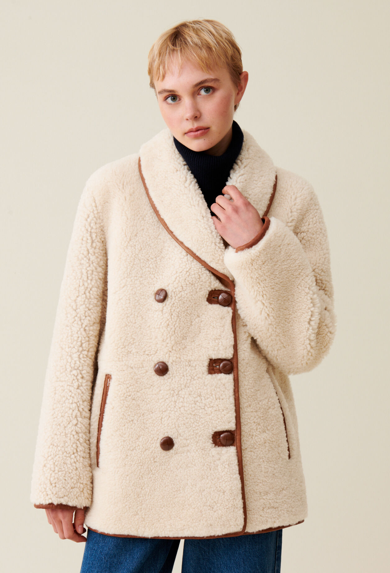 Manteau réversible peau lainée écru
