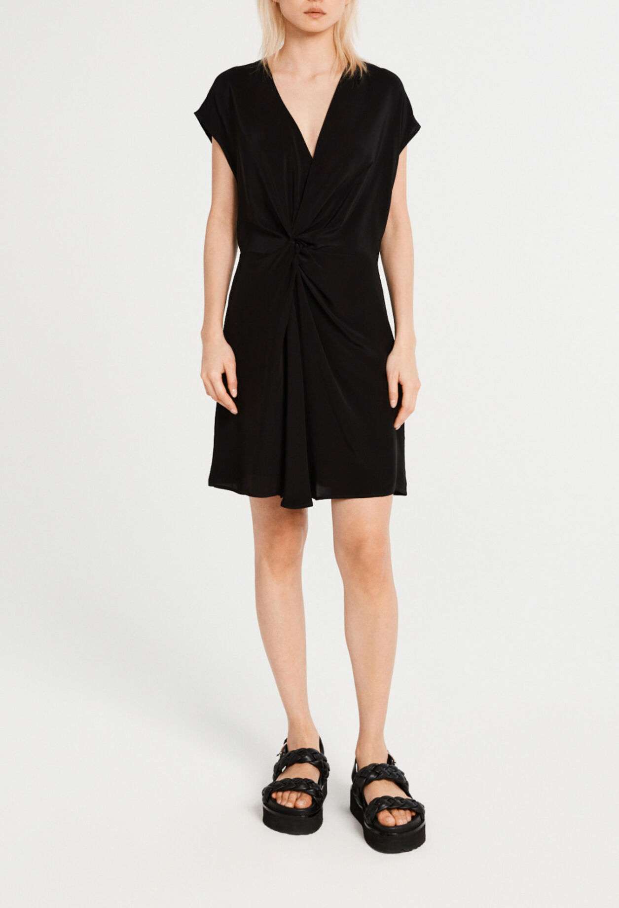 Robe courte