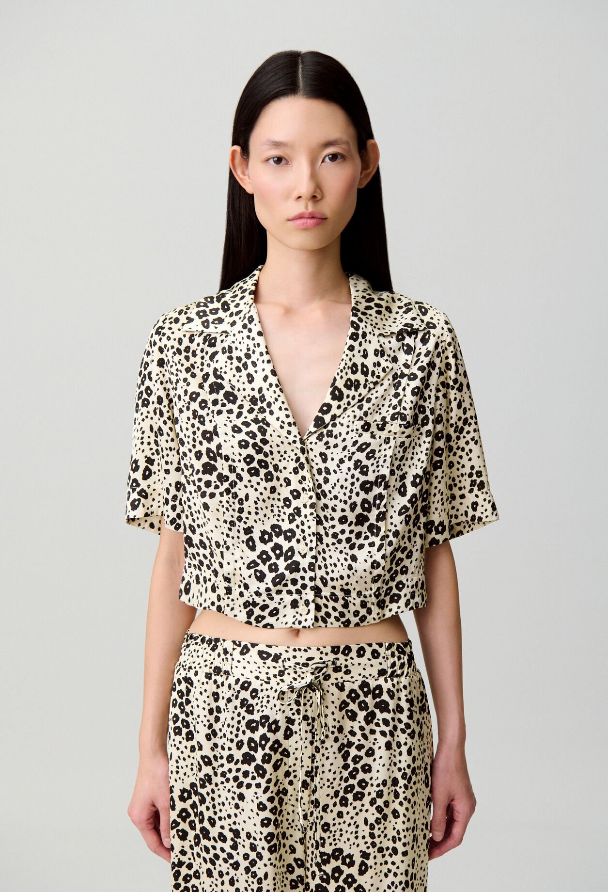 Chemise satin imprimé animalier