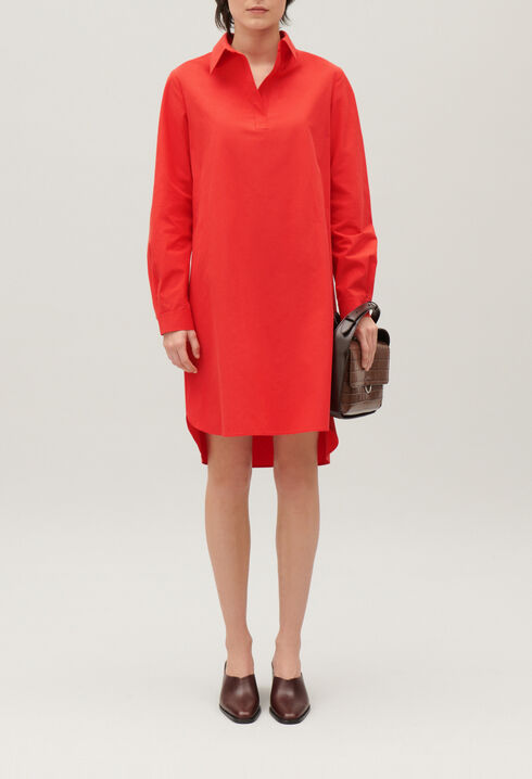 Robe courte col polo