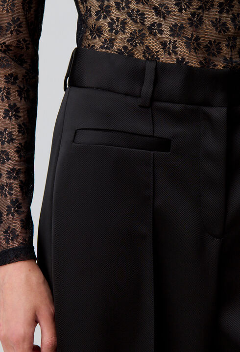 Pantalon tailleur satin