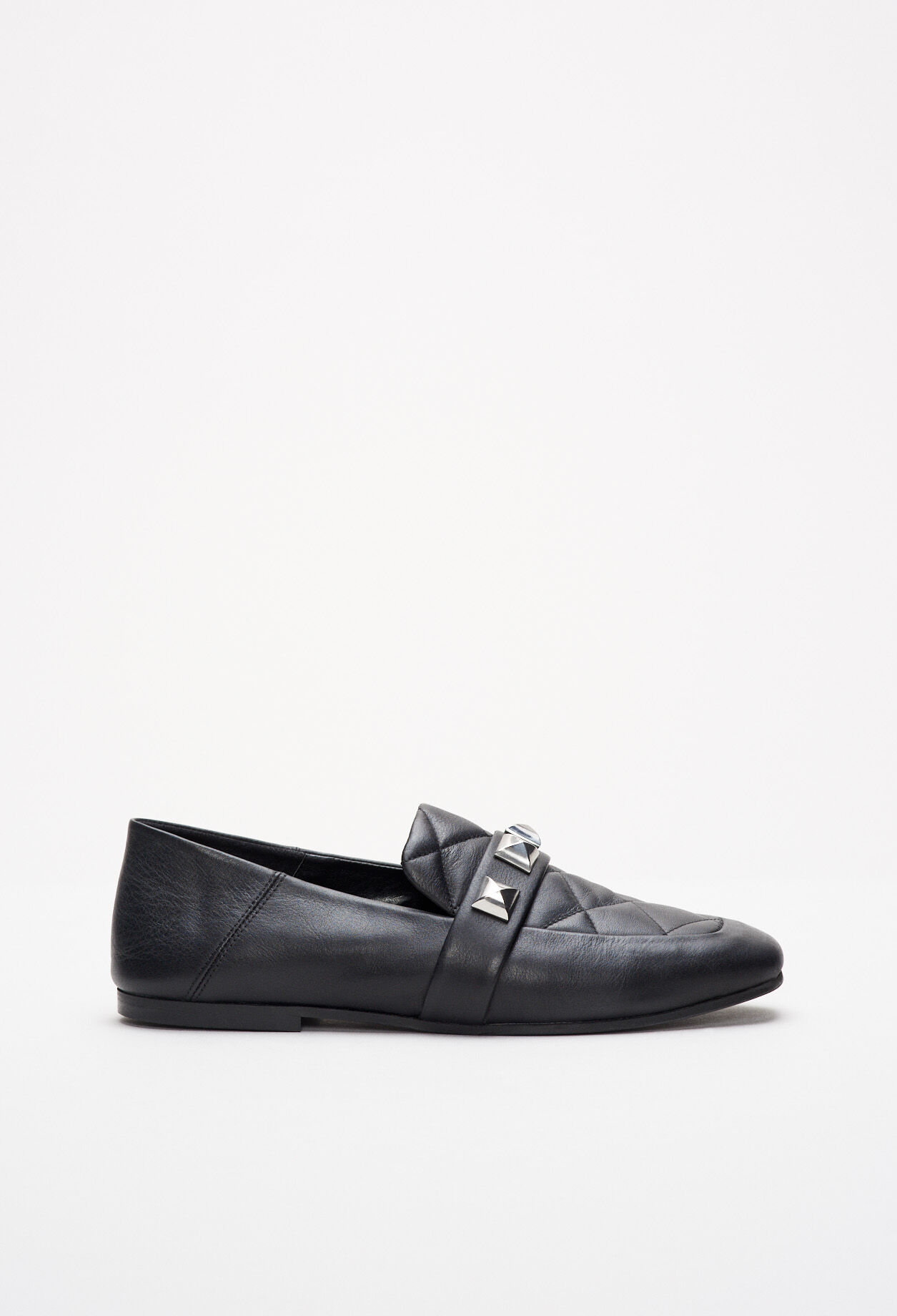 Mocassins à clous