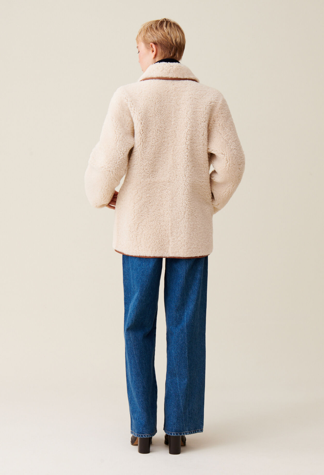 Manteau réversible peau lainée écru