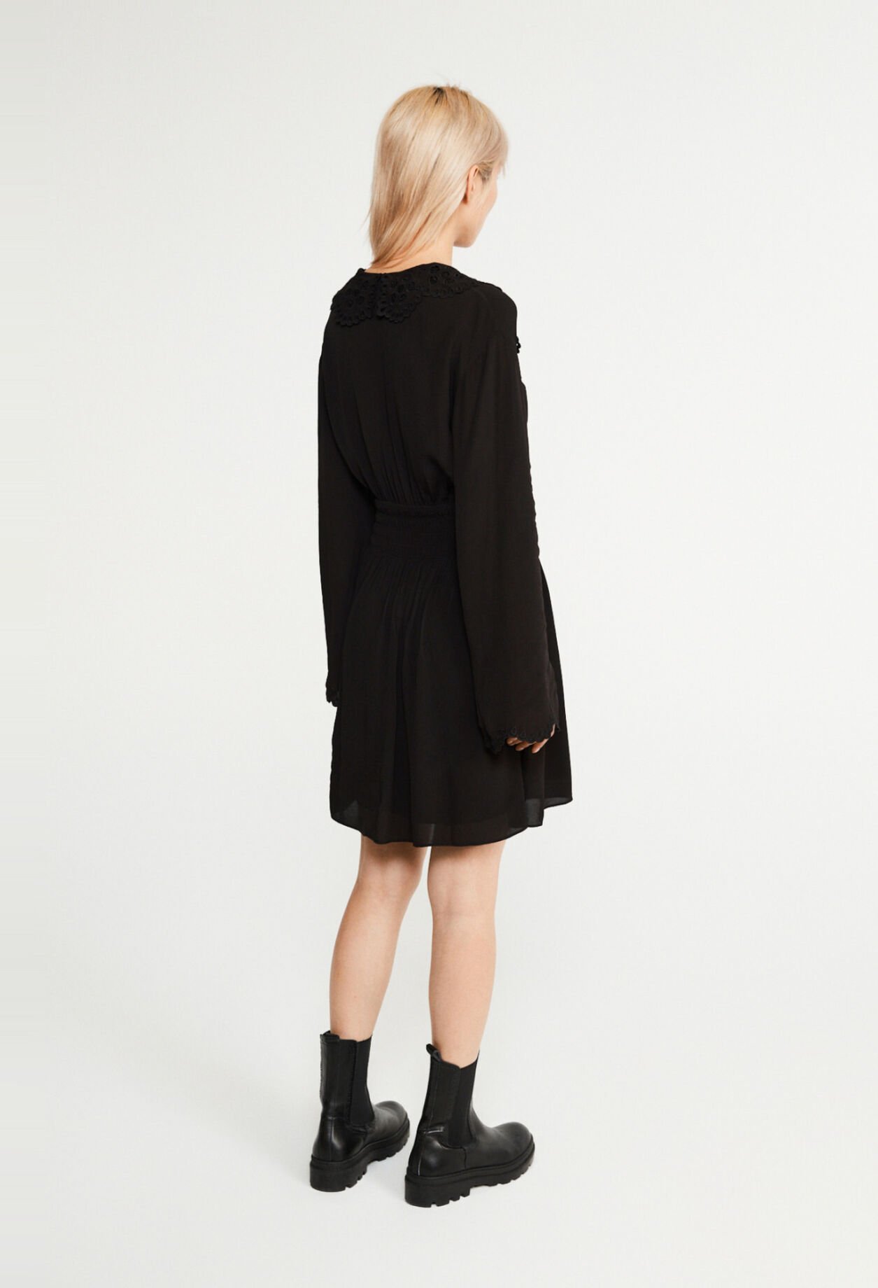 Robe courte