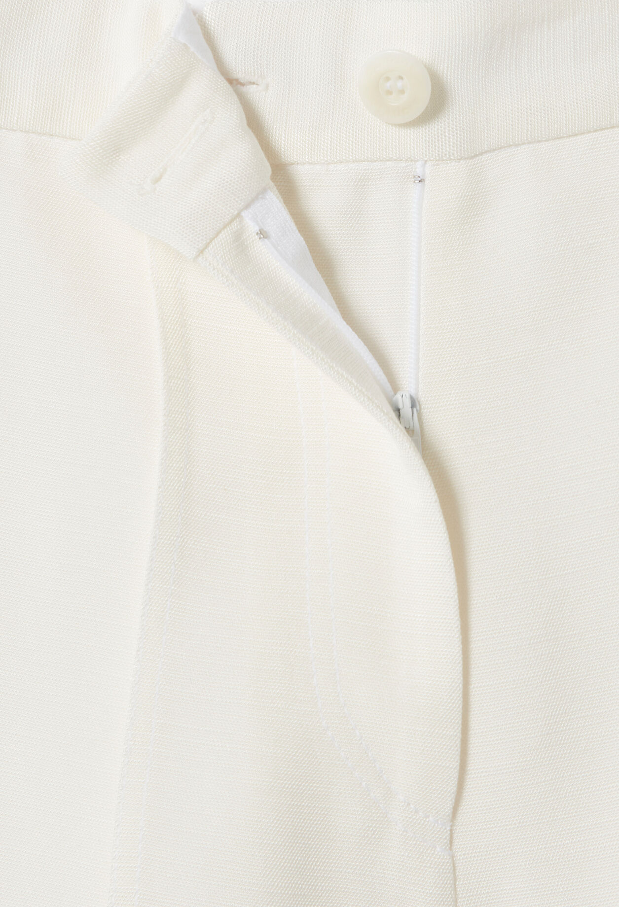 Short surpiqu&eacute; couture
