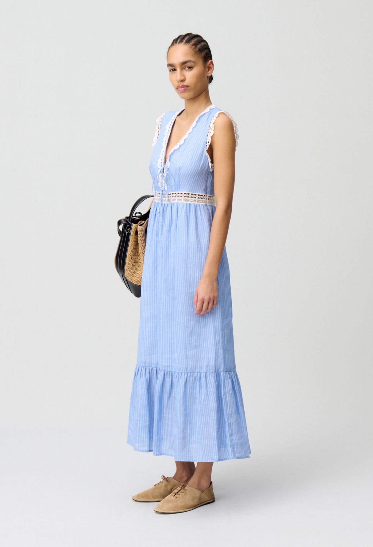 Robe longue rayée dentelle