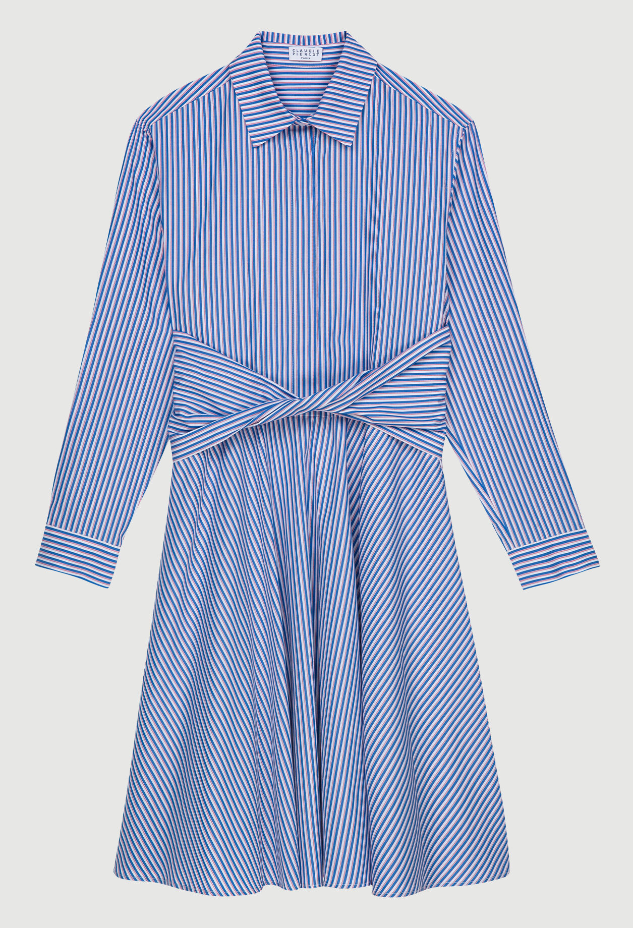Robe chemise à coupe patineuse