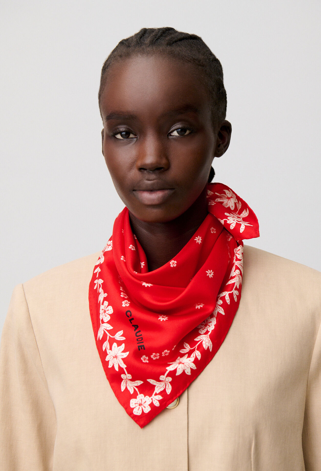 Foulard carr&eacute; rouge