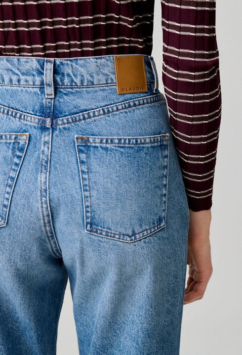 Jean droit denim delav&eacute;