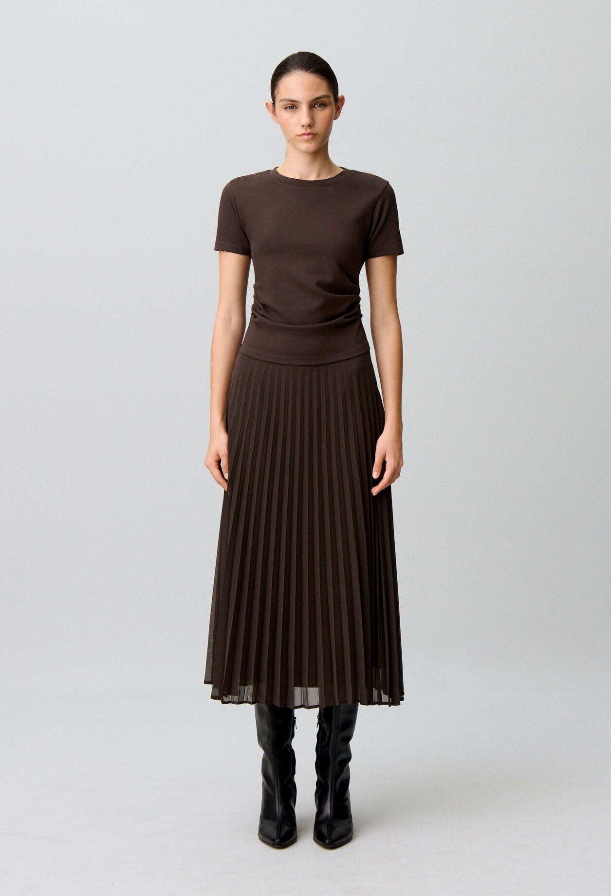 Robe bi-mati&egrave;res pliss&eacute;e