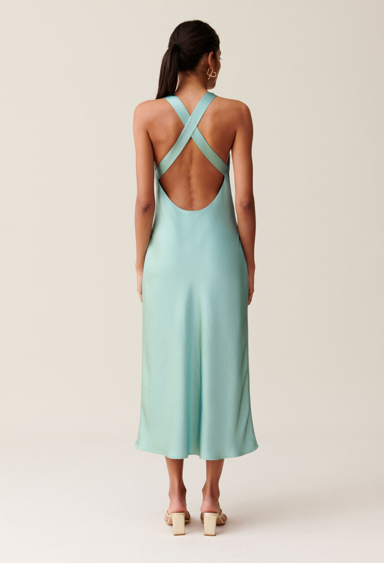 Robe longue satinée