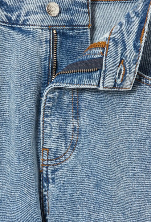 Jean large et droit denim d&eacute;lav&eacute;