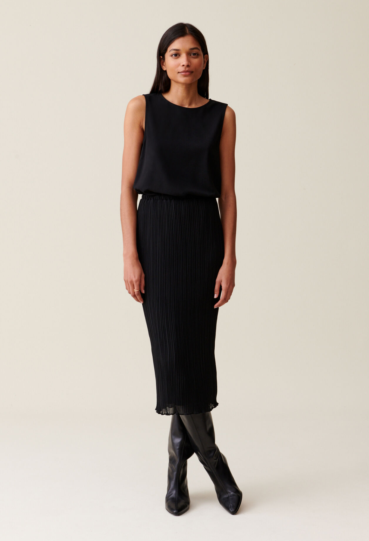 Robe 7 8ème col rond élastiquée