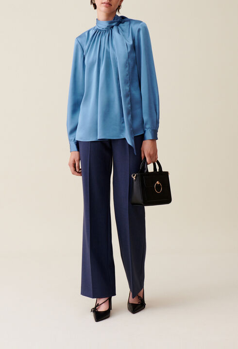 Blouse fluide col lavalli&egrave;re