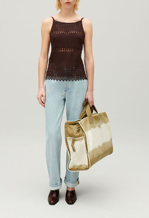 Top crochet marron