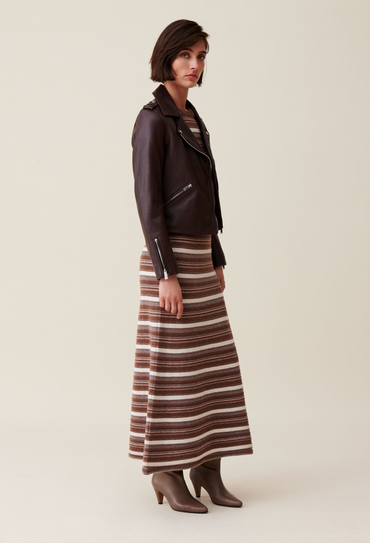 Veste cuir lisse cintrée