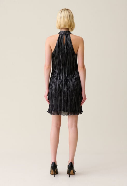 Robe courte plissée argentée
