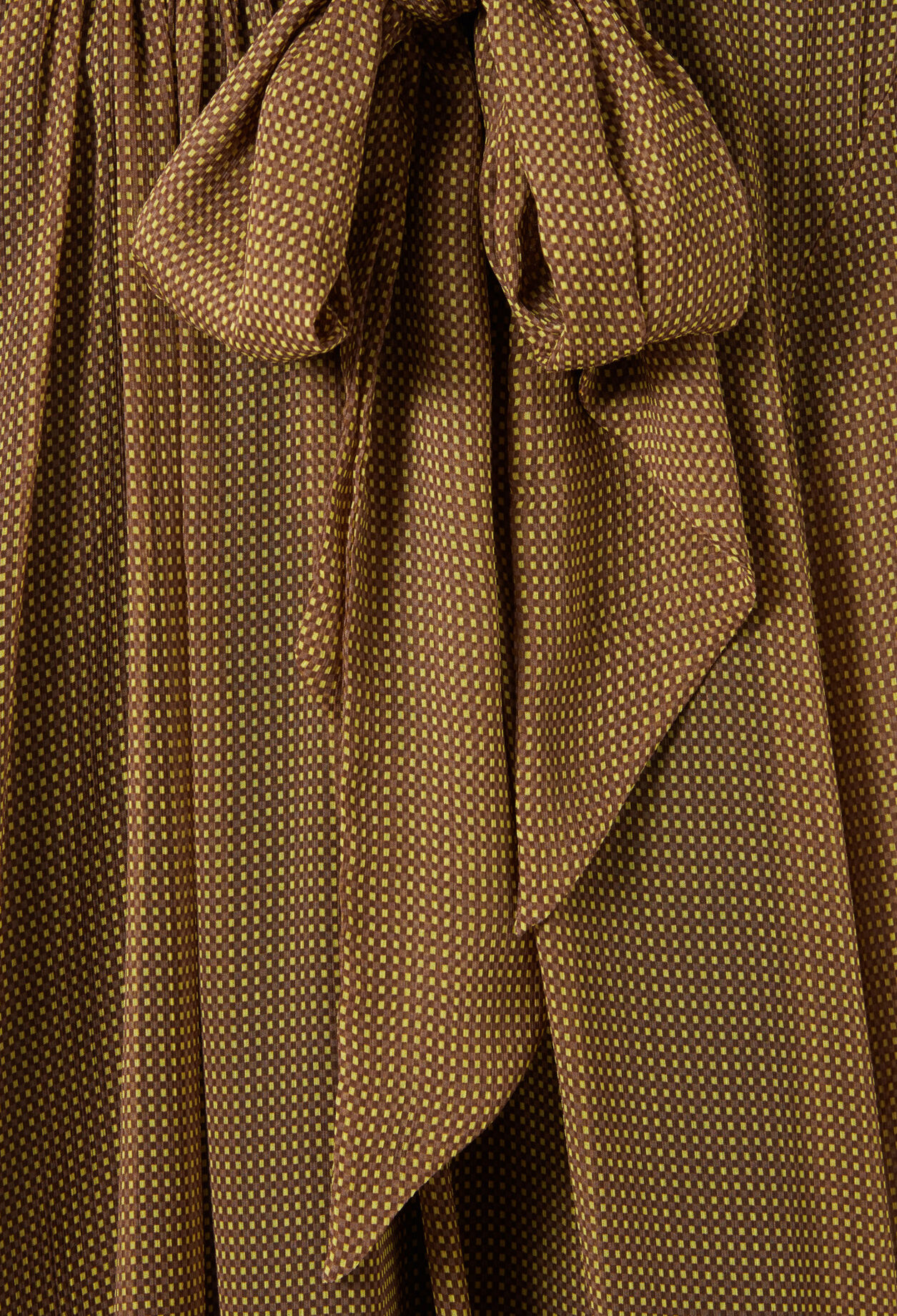 Blouse lavalli&egrave;re carreaux fluide