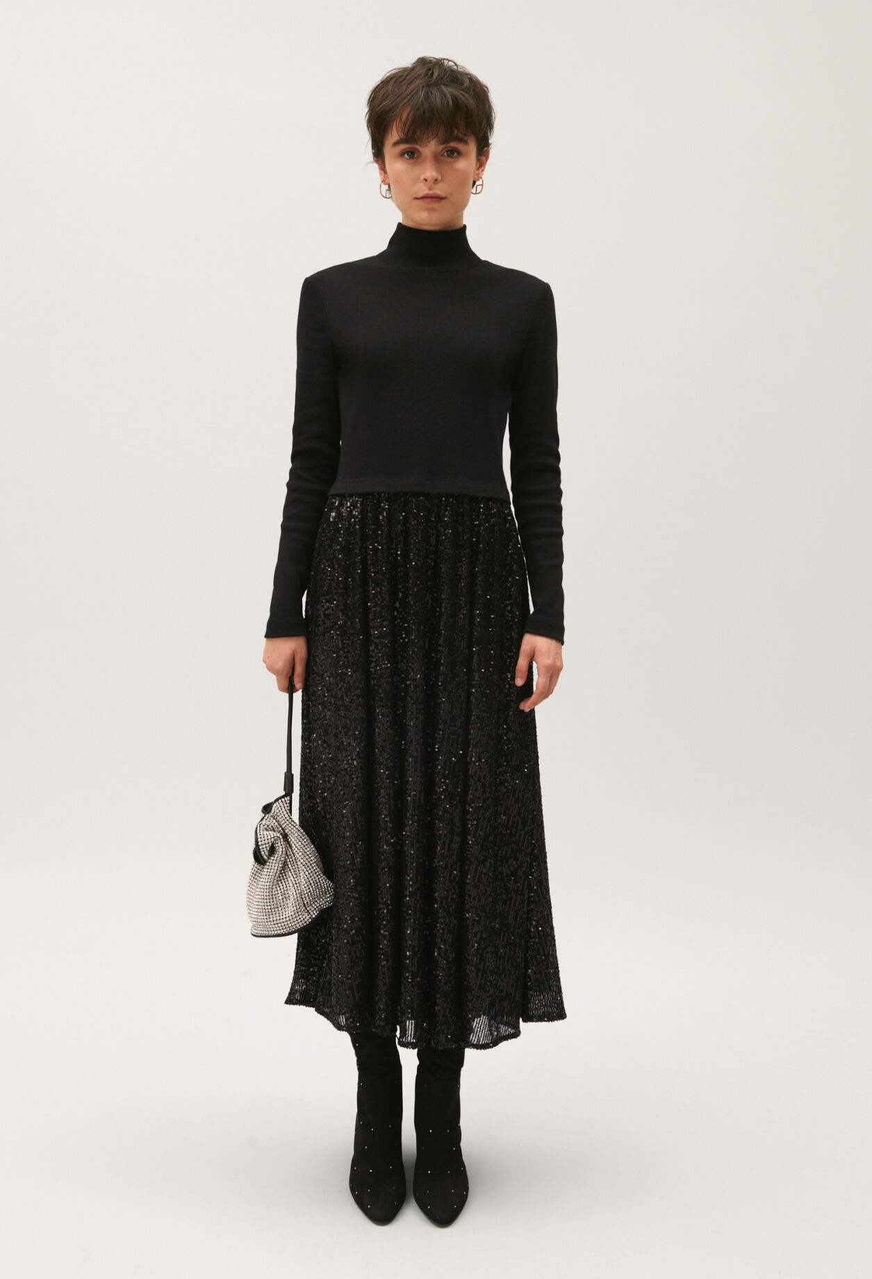 Robe Teli bimatiere sequins noire