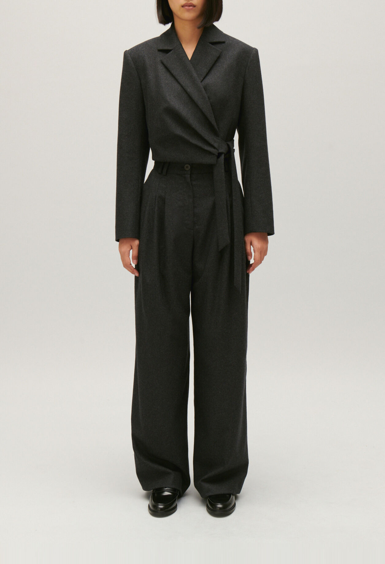Veste tailleur courte gris chiné