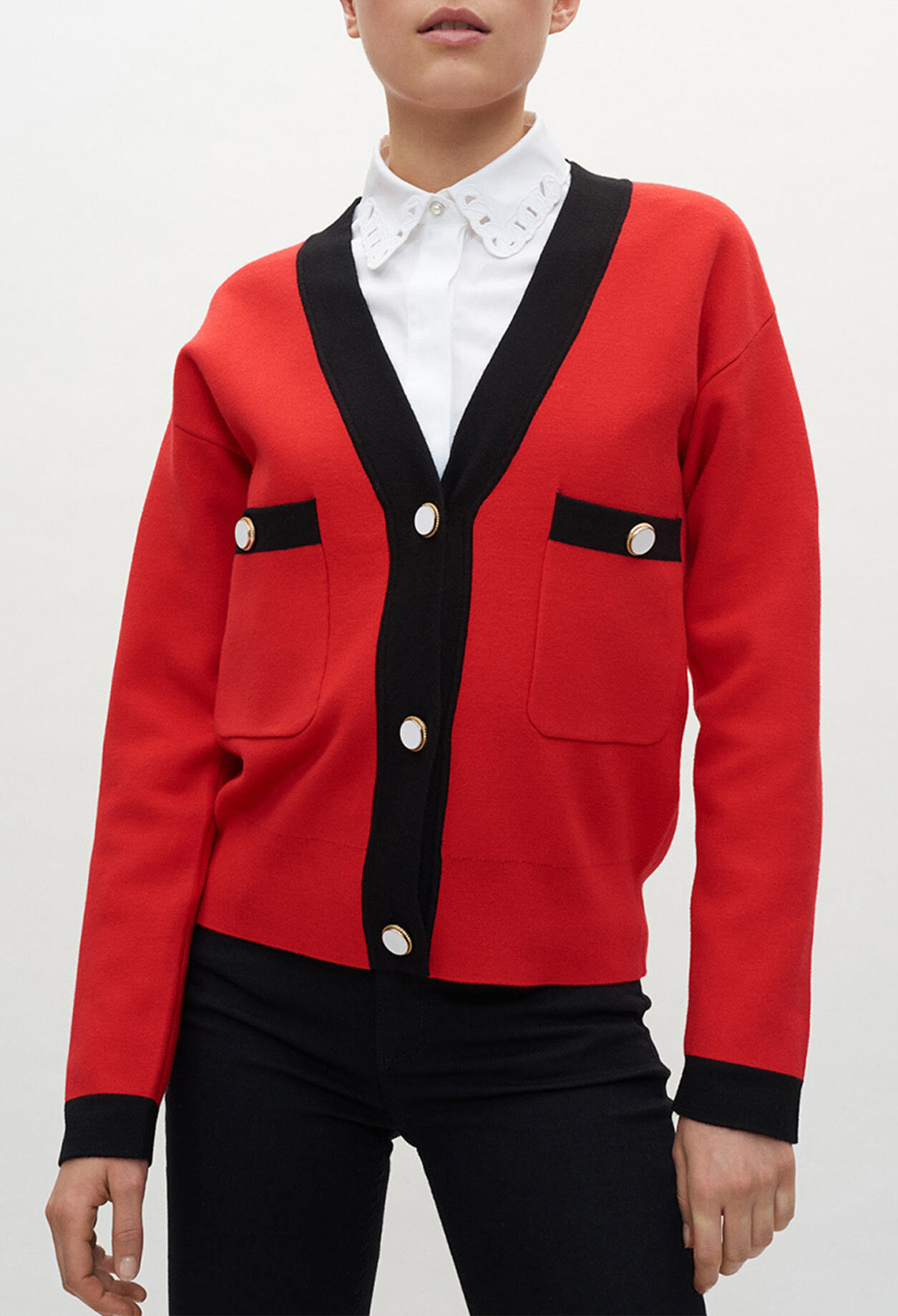 Cardigan rouge et noir