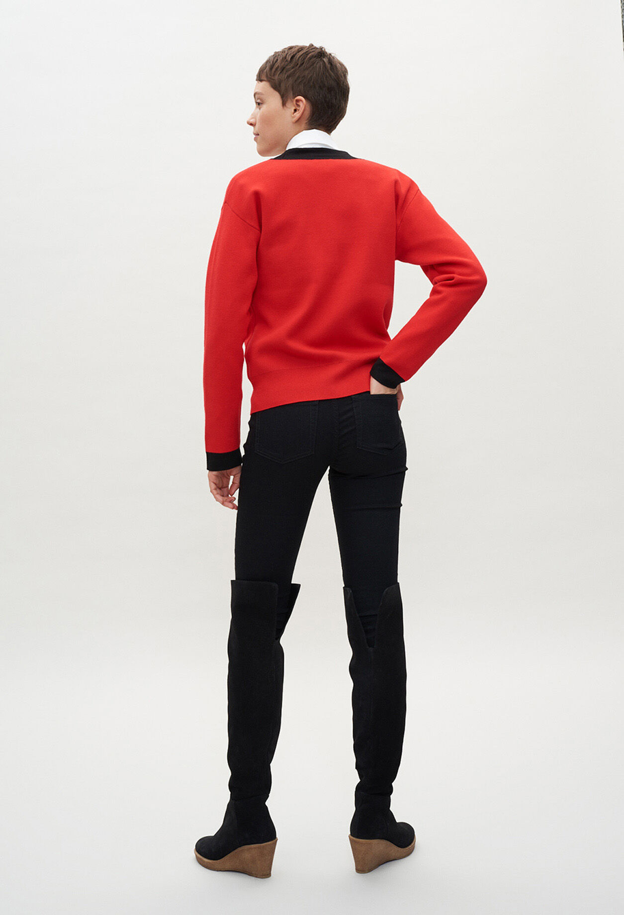 Cardigan rouge et noir