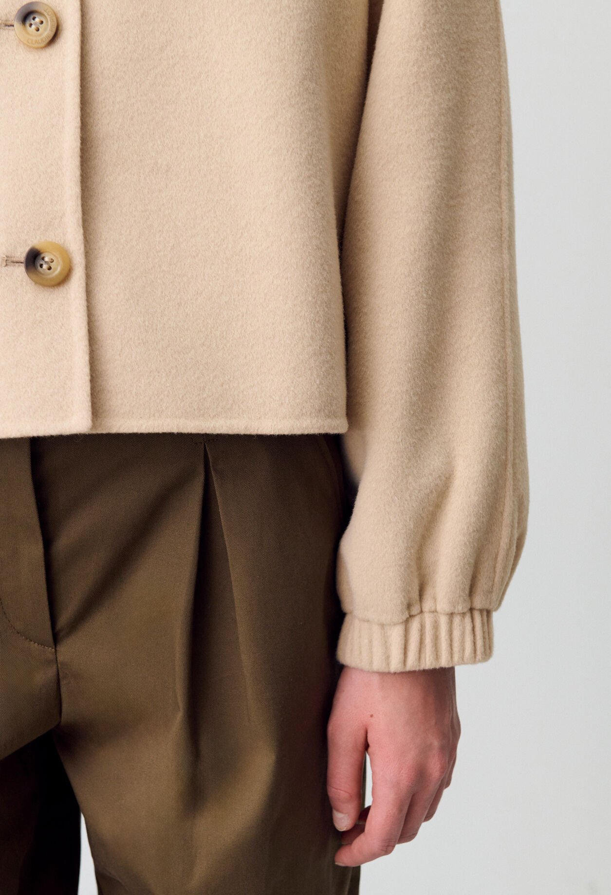 Veste courte col chemise