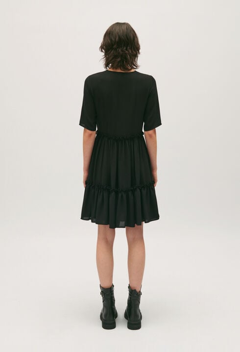 Robe courte volants noire