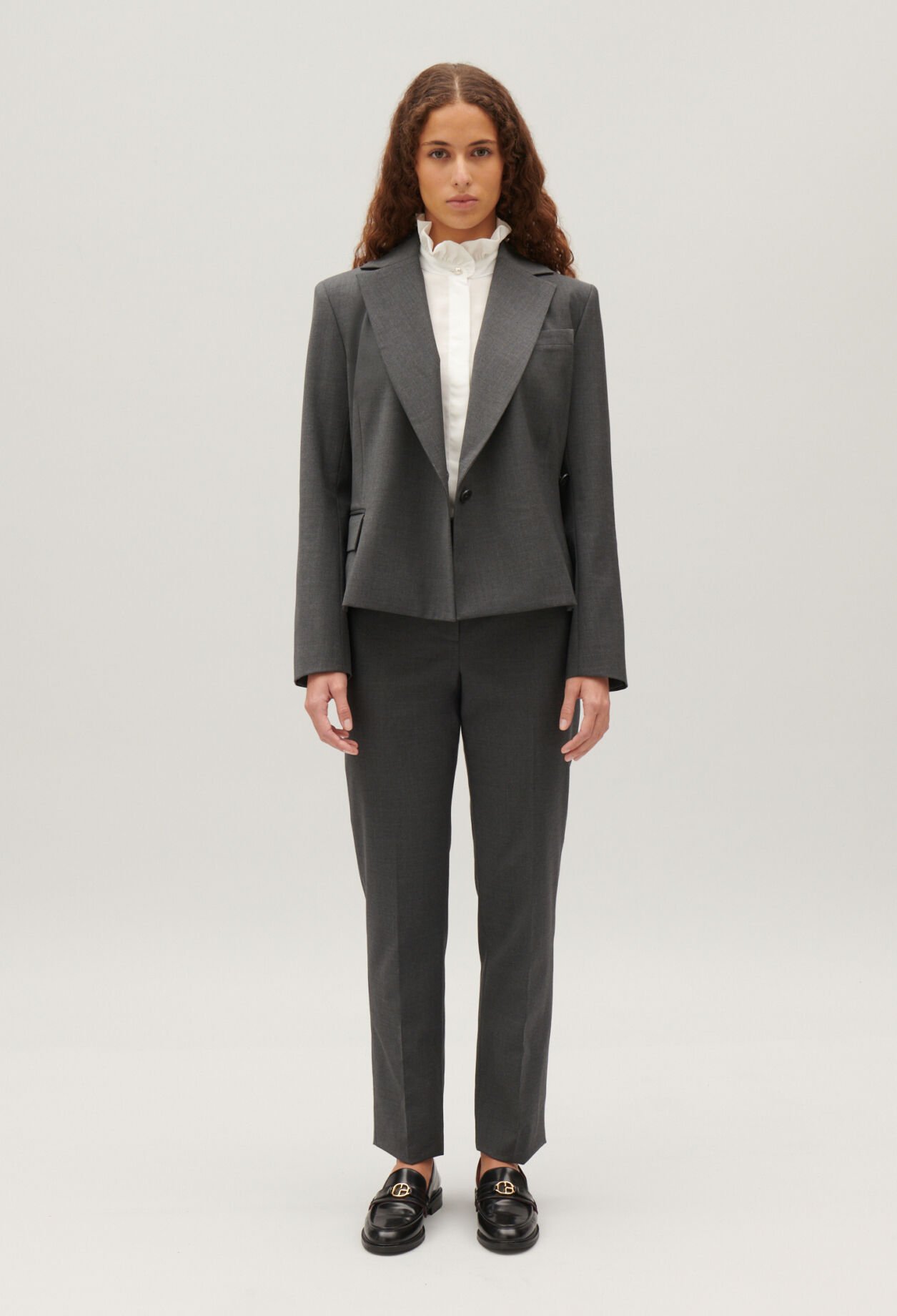Pantalon tailleur gris chiné