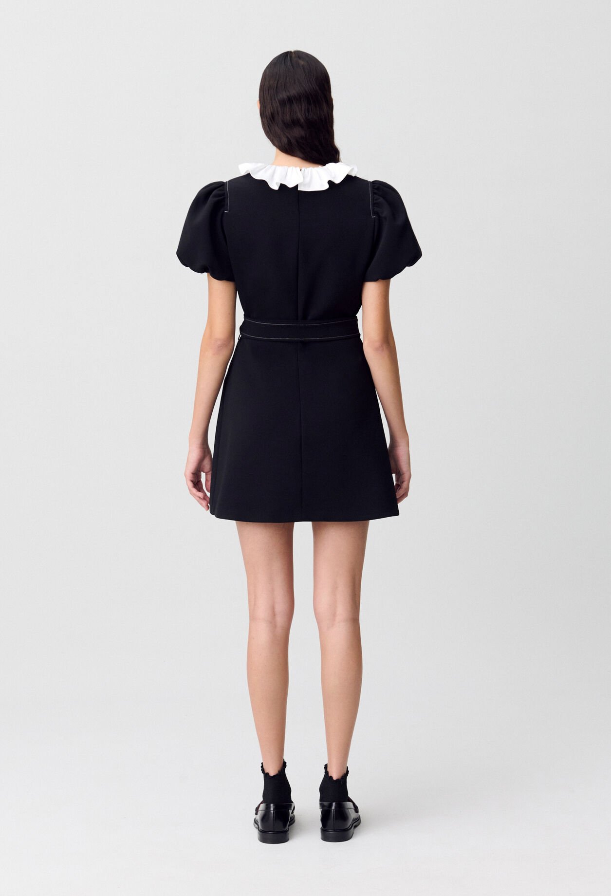 Robe courte col