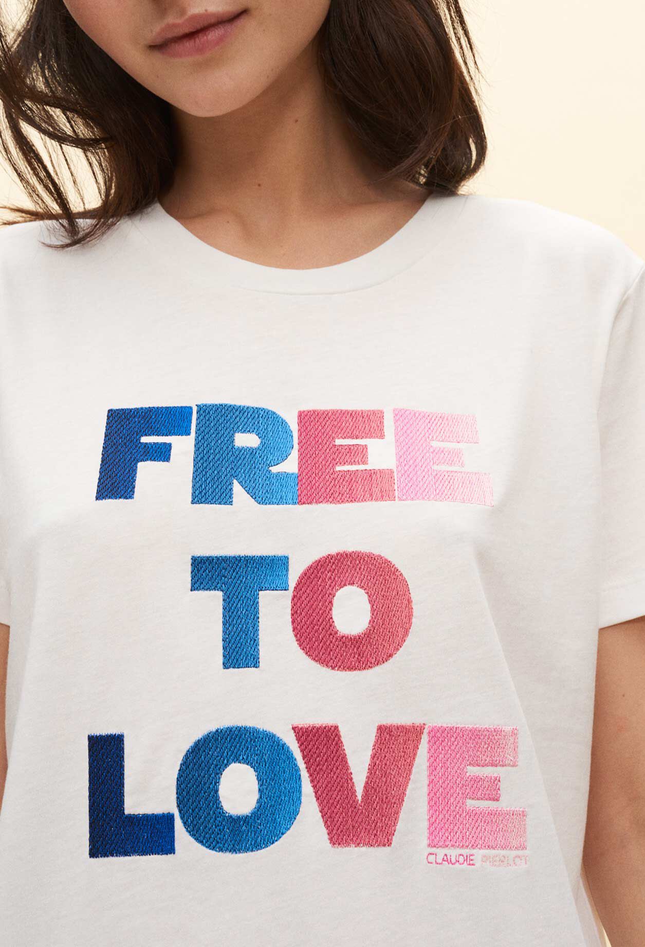 T-shirt Free to love