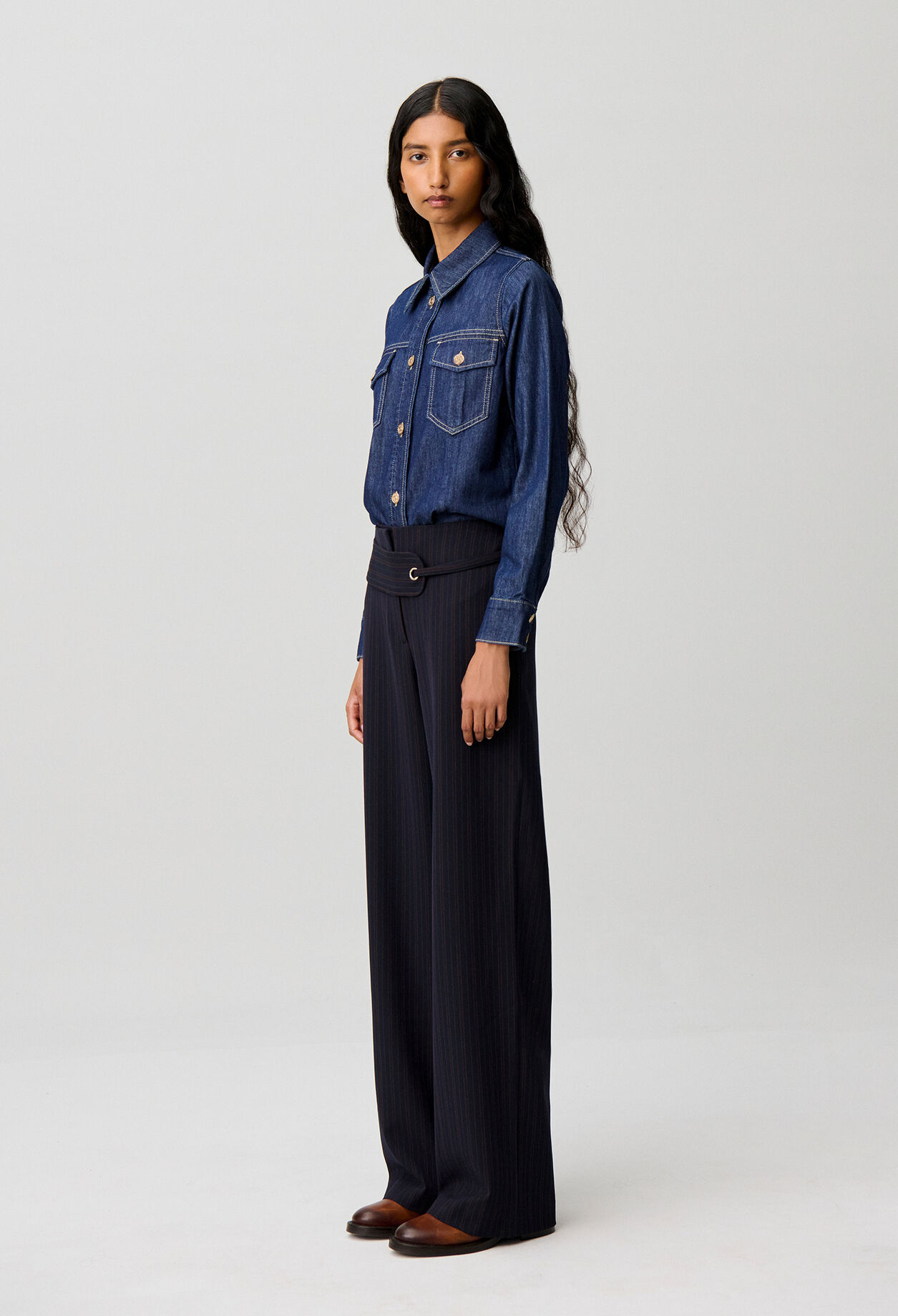 Pantalon ray&eacute; droit