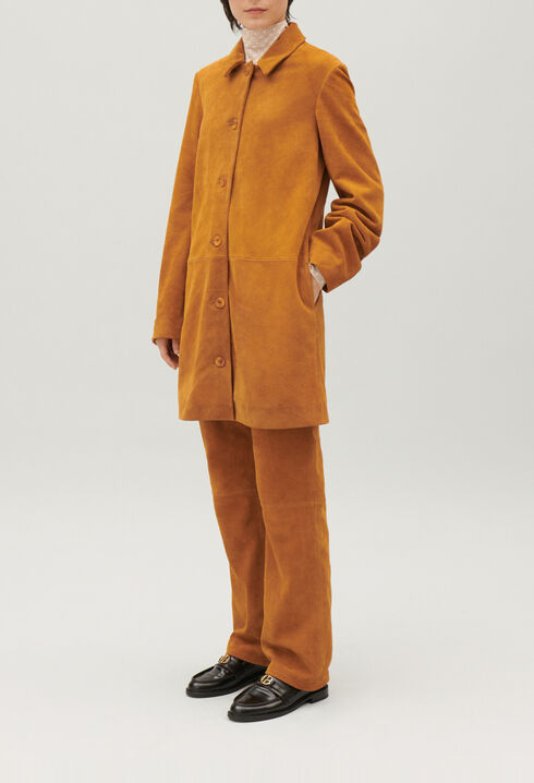 Manteau droit cuir suede beige fonc&eacute;