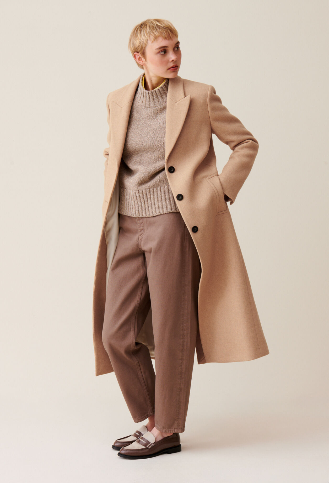 Manteau droit mi-long