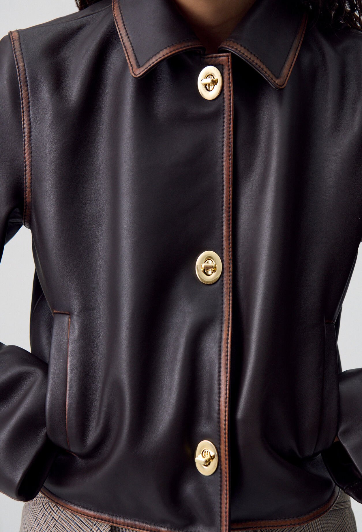 Veste courte cuir vieilli