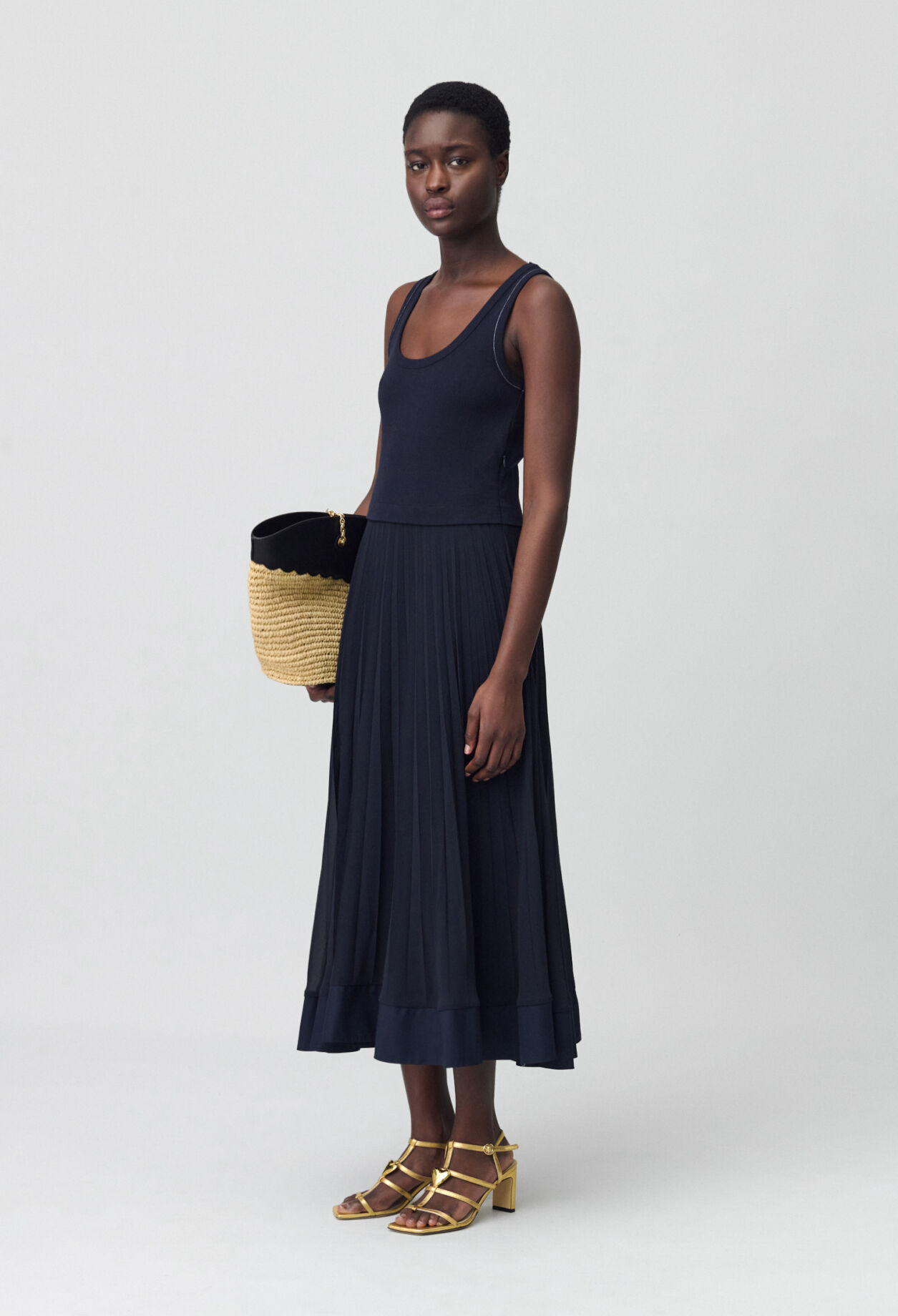 Robe longue plissée marine