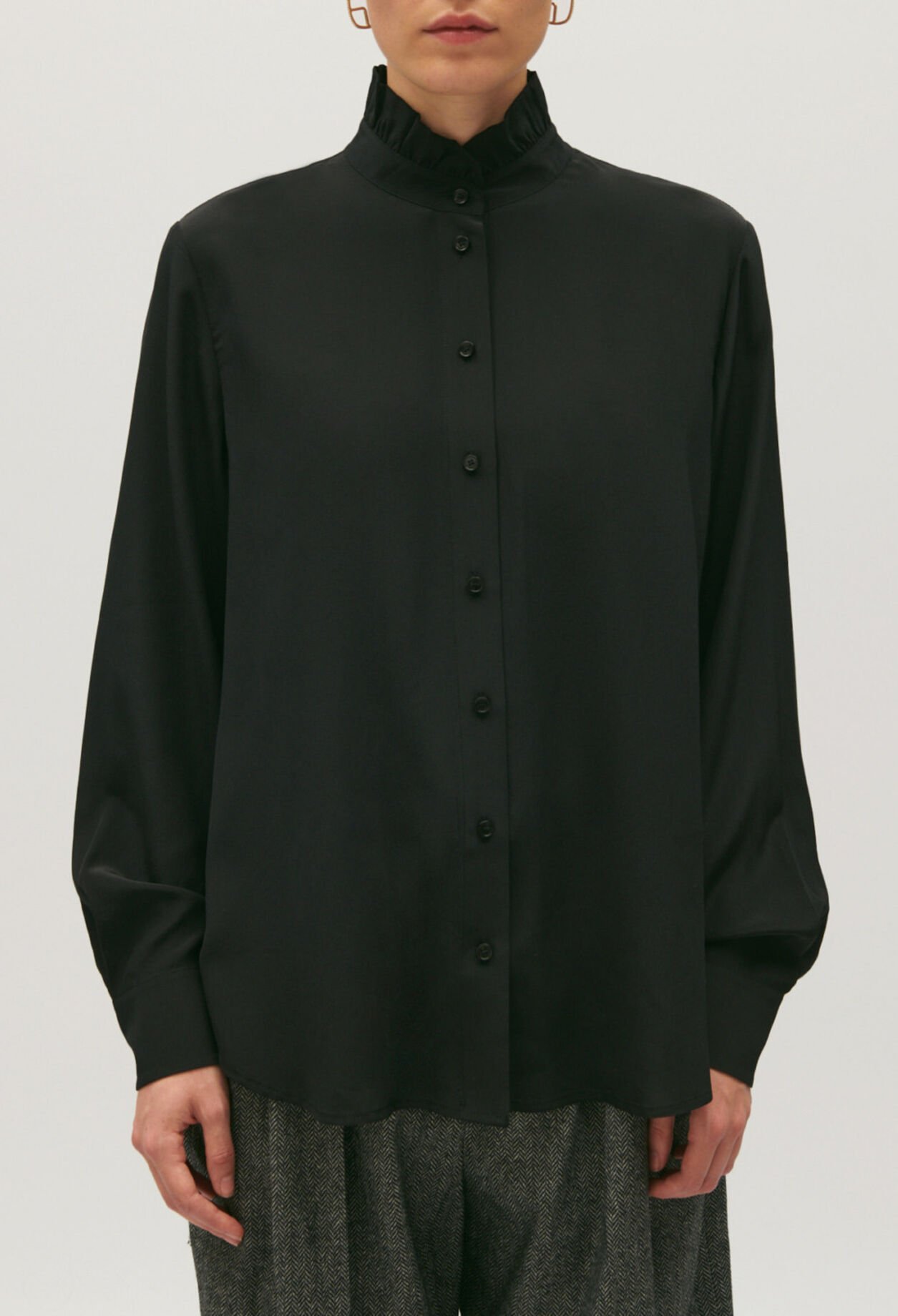 Chemise col victorien soie noire 