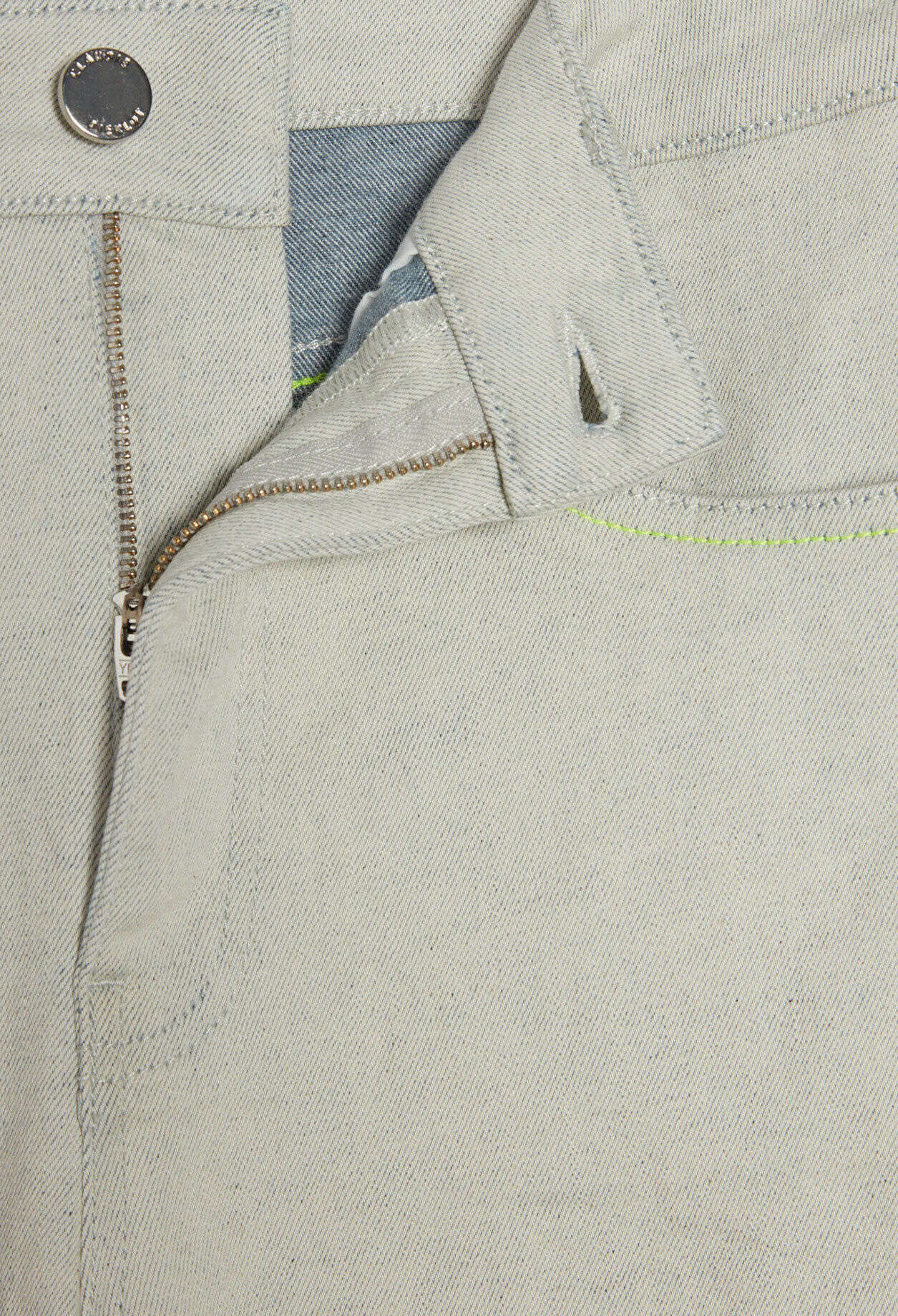 Jean délavé cropped
