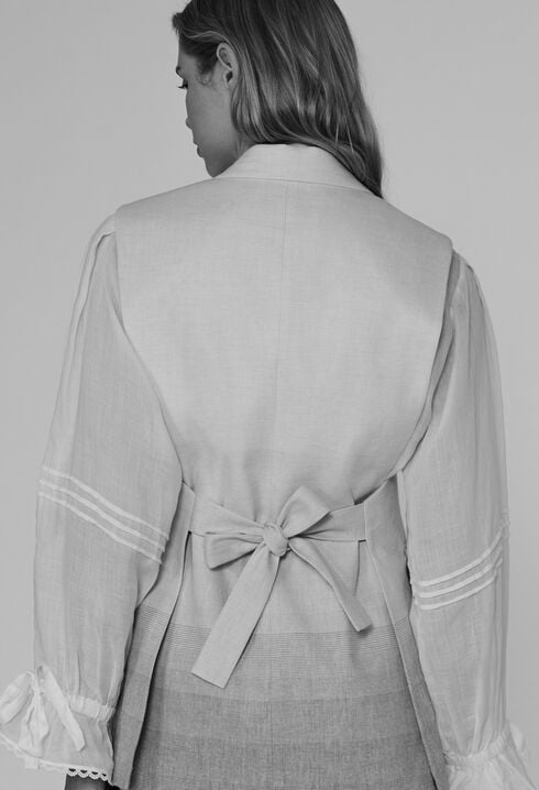 Veste bicolore tailleur sans manche