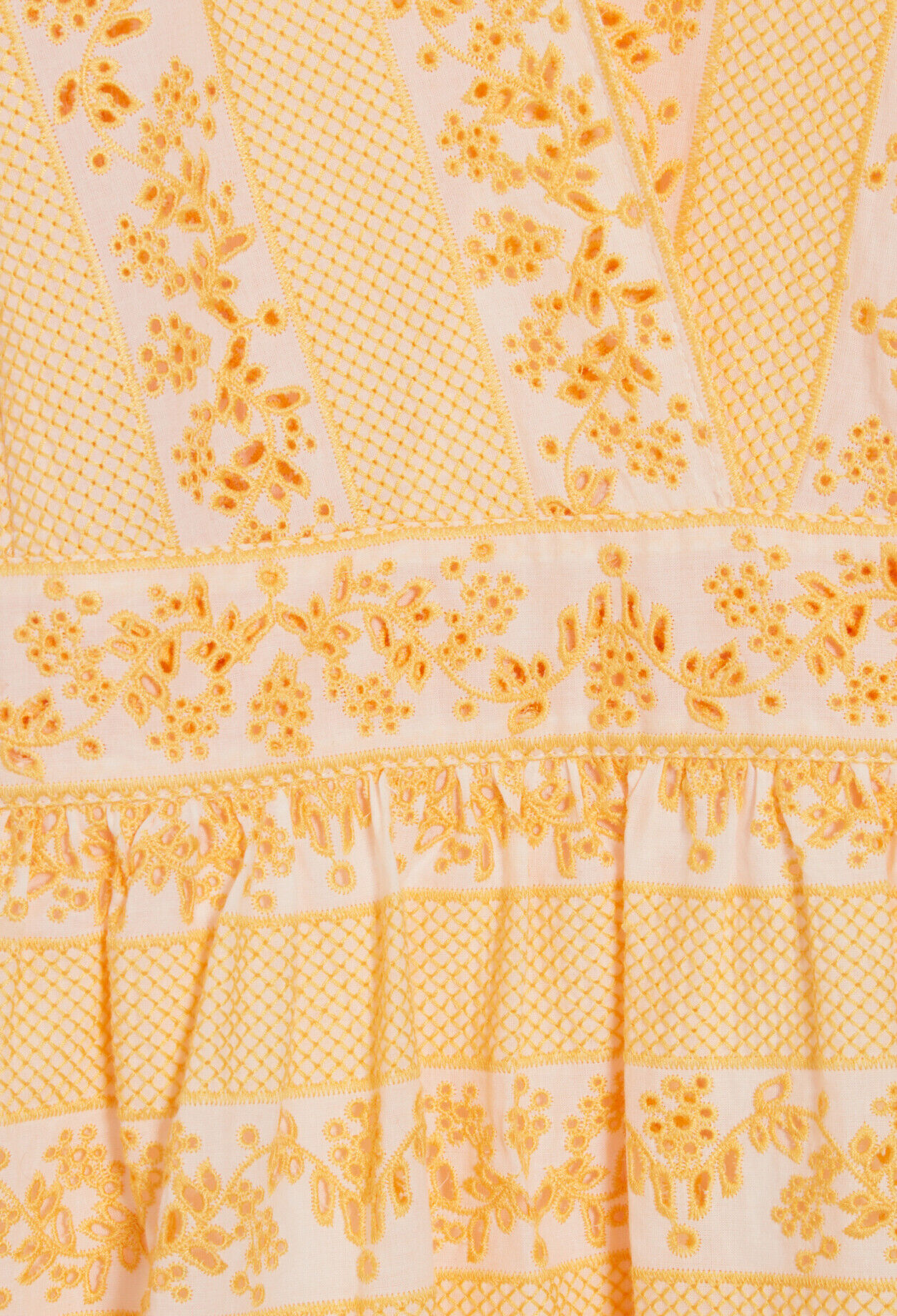 Robe courte en coton brodé