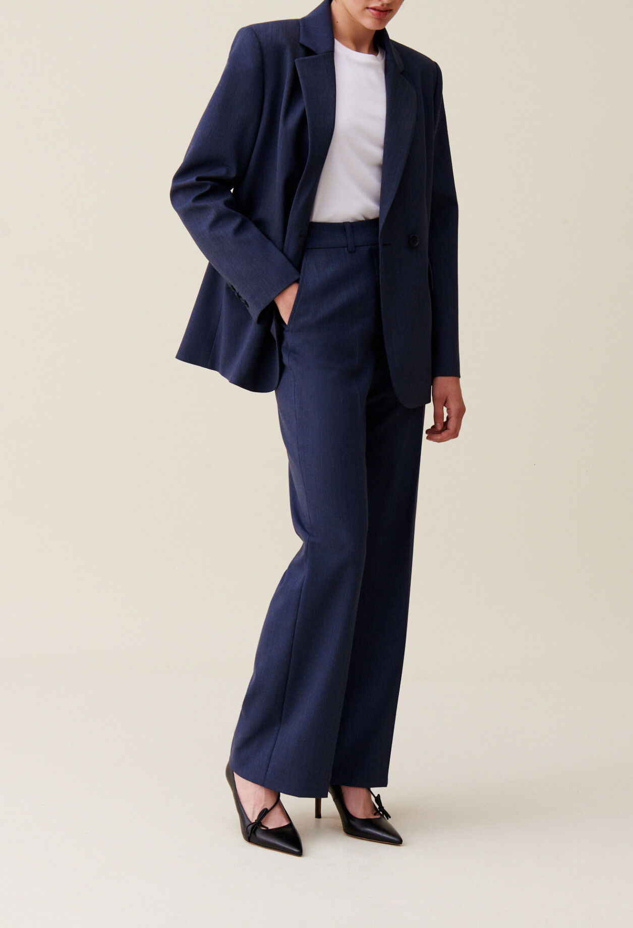 Veste tailleur crois&eacute;e marine