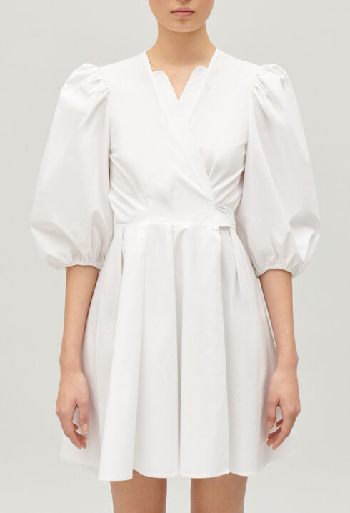 Robe courte cache-c&oelig;ur