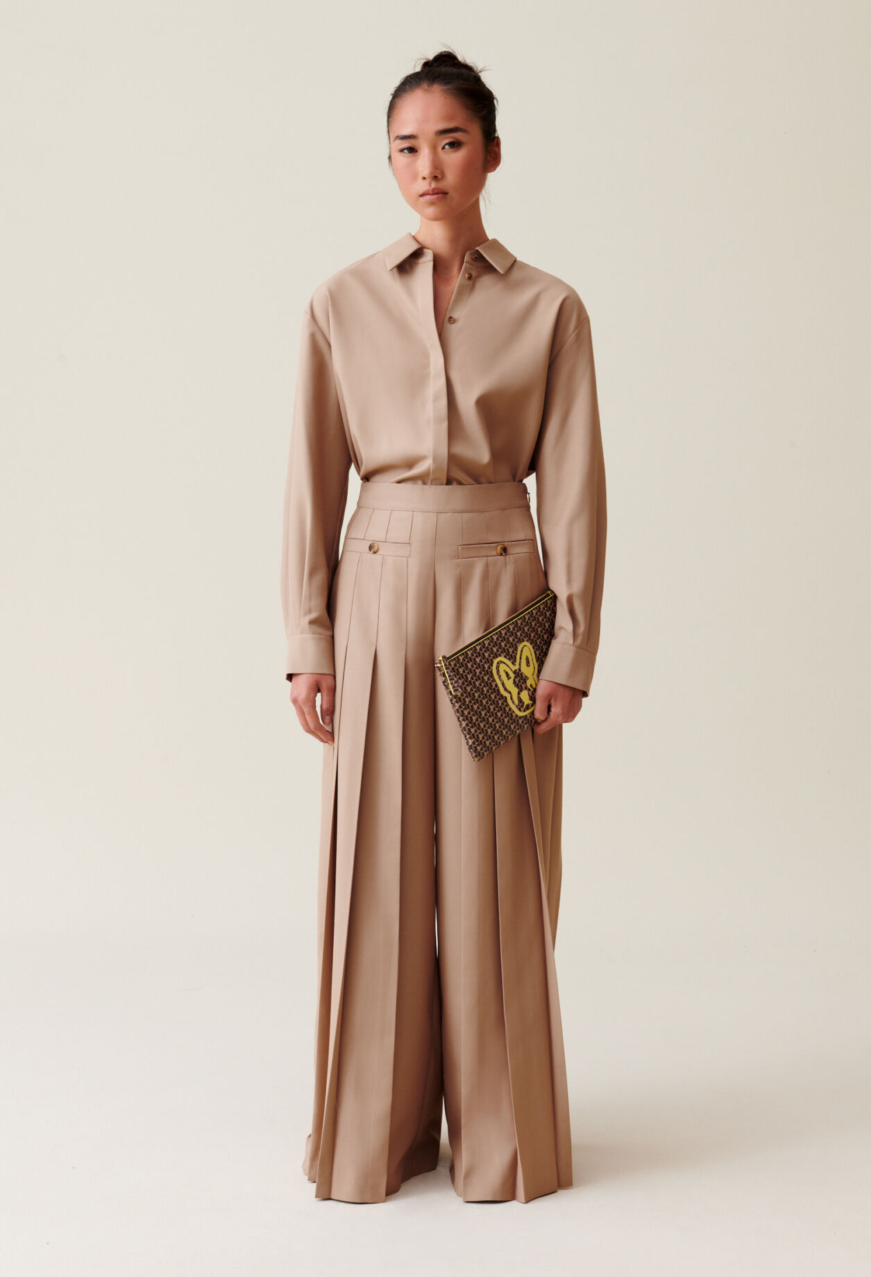 Pantalon taille plissée avec ceinture outlet